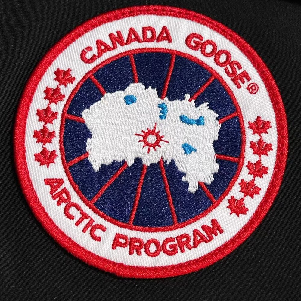Canada Goose Men's Coat,Very comfortable to wear - Picture 5 of 8